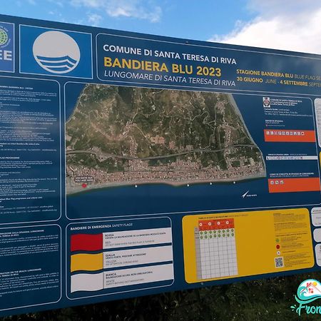 فيلا Casa Fronte Mare سانتا تيريزا دي ريفا المظهر الخارجي الصورة
