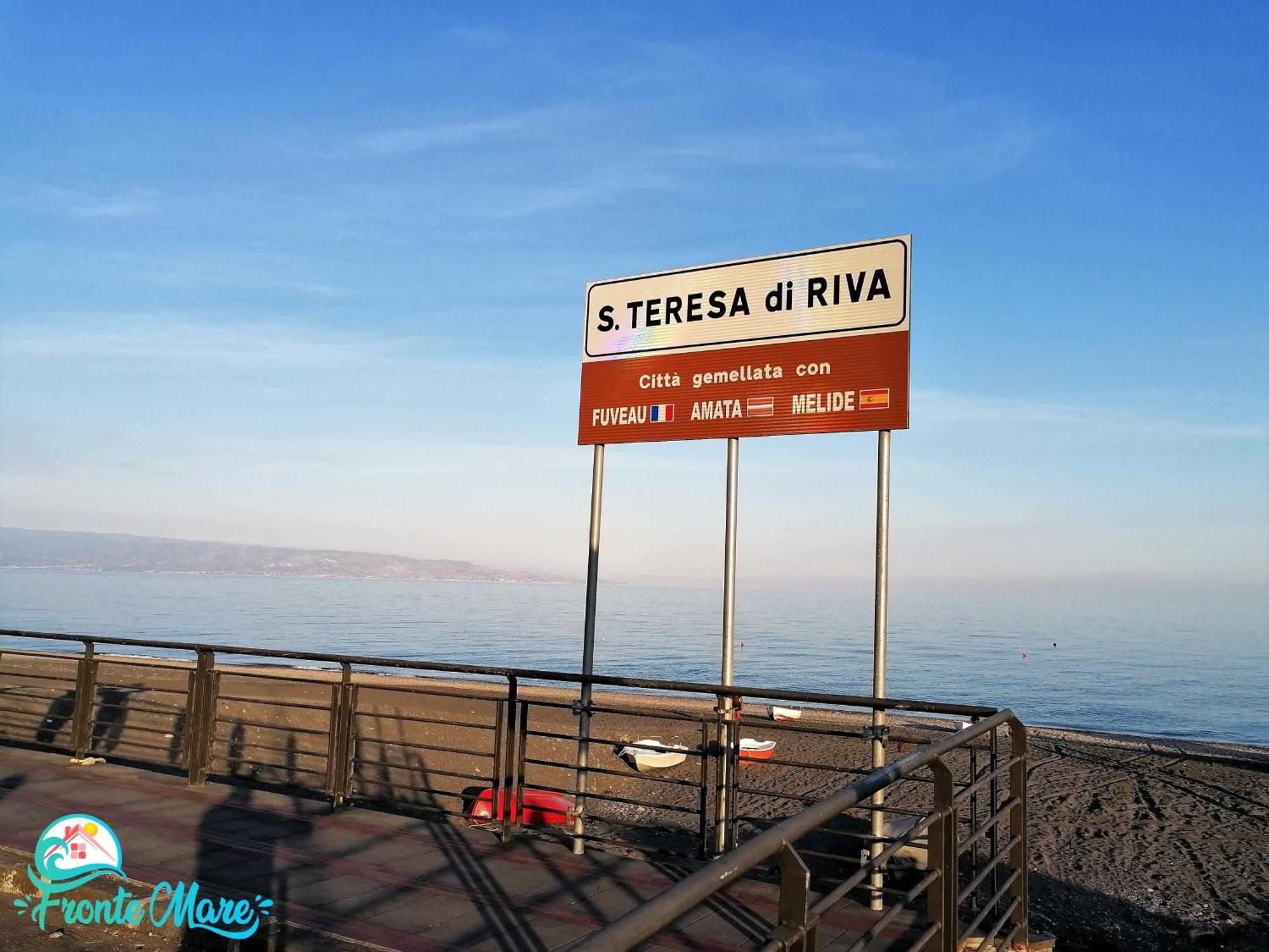 فيلا Casa Fronte Mare سانتا تيريزا دي ريفا المظهر الخارجي الصورة