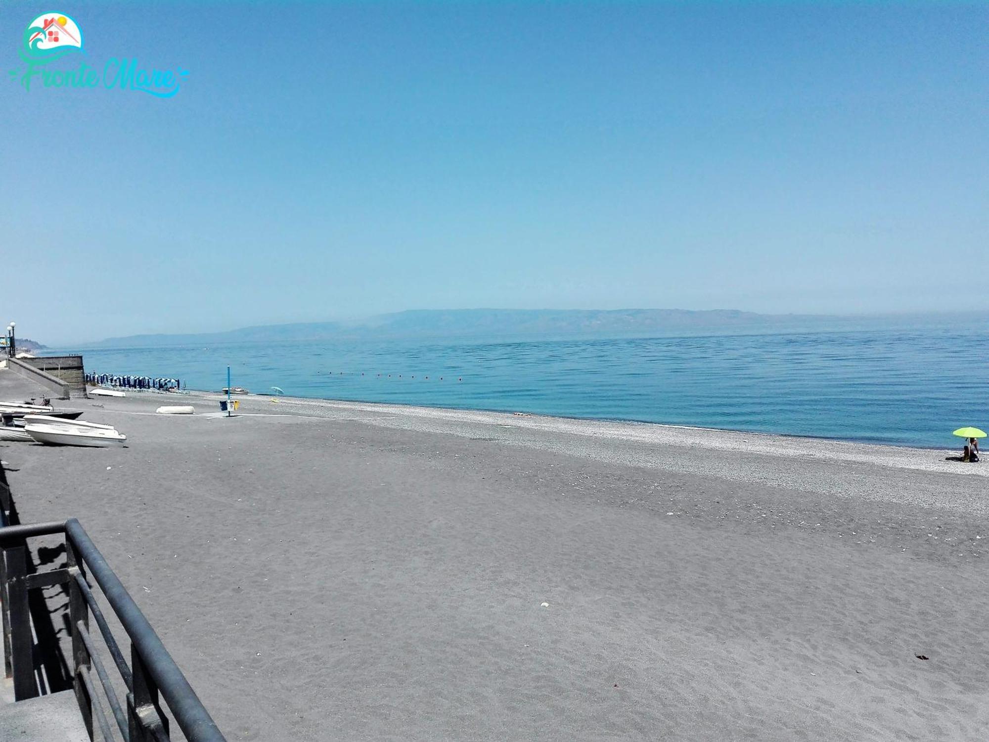 فيلا Casa Fronte Mare سانتا تيريزا دي ريفا المظهر الخارجي الصورة