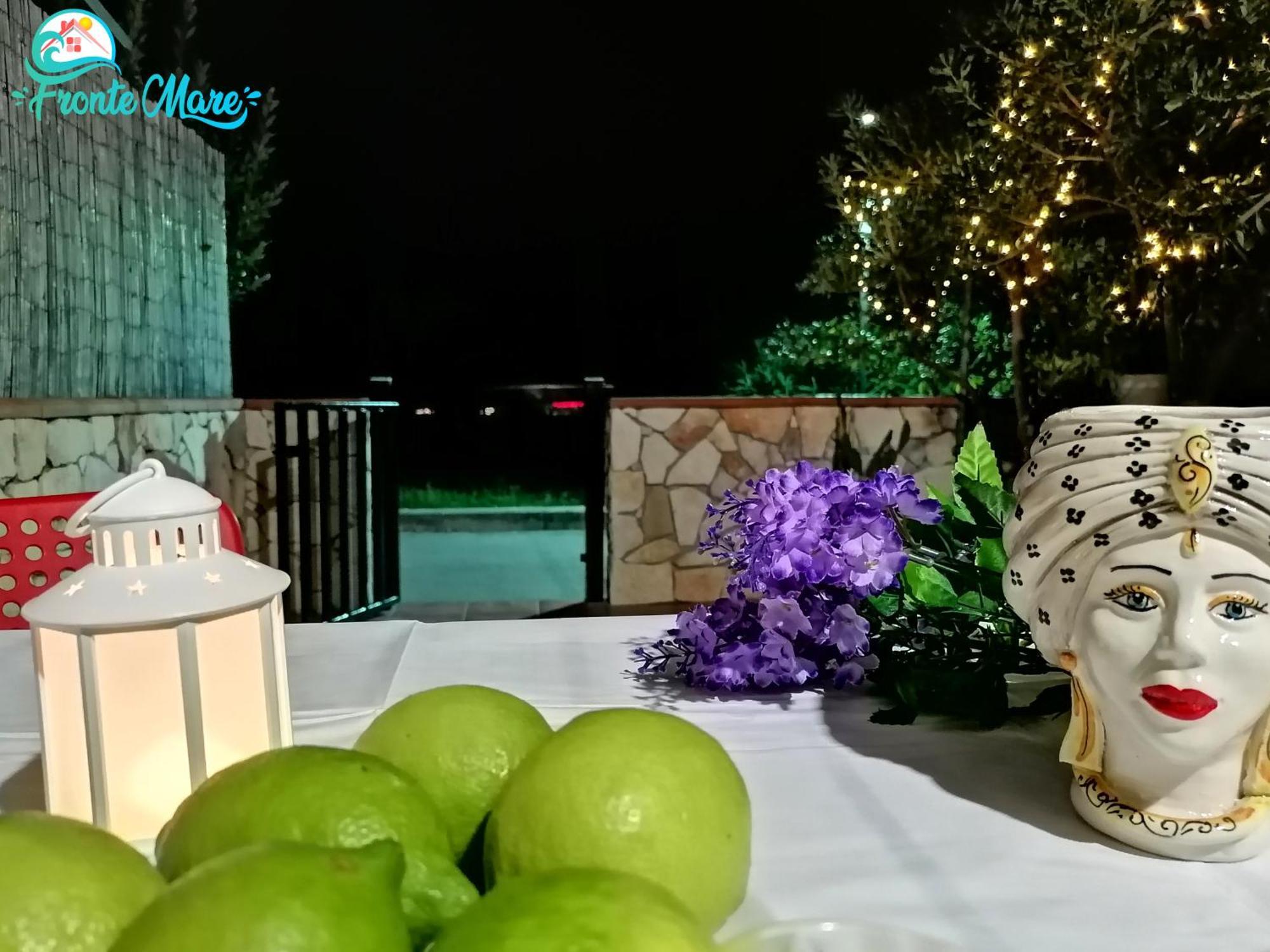 فيلا Casa Fronte Mare سانتا تيريزا دي ريفا المظهر الخارجي الصورة